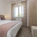 Appartement In Labin With Pool & Nearby *