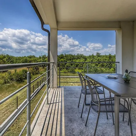 Appartement In Labin With Pool & Nearby *
