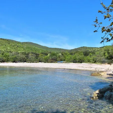 In Labin With Pool & Nearby Apartman Strmac