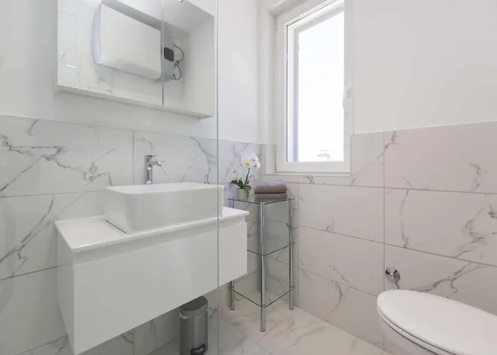 Apartman In Labin With Pool & Nearby *