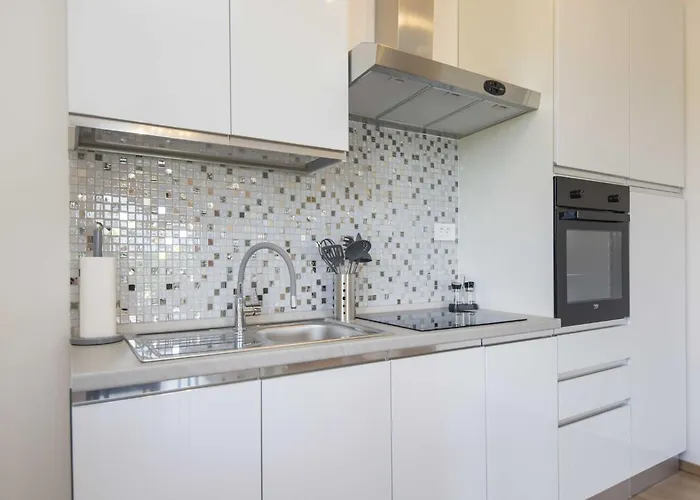 Appartement In Labin With Pool & Nearby