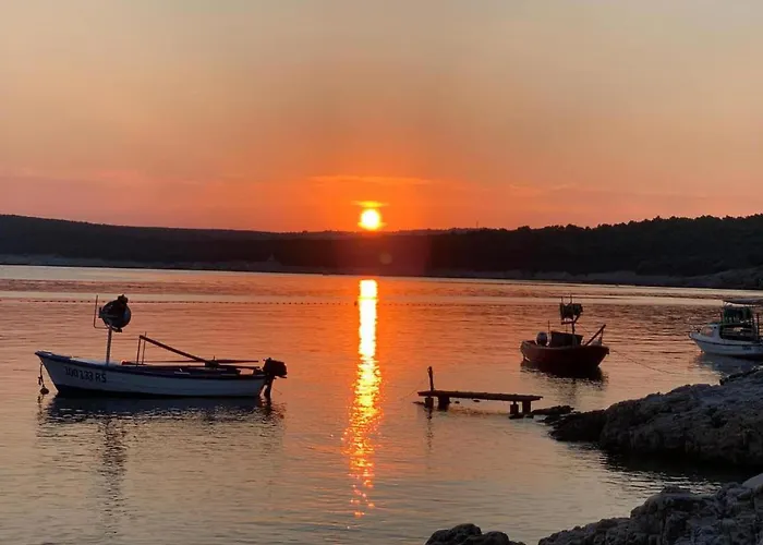 In Labin With Pool & Nearby Daire